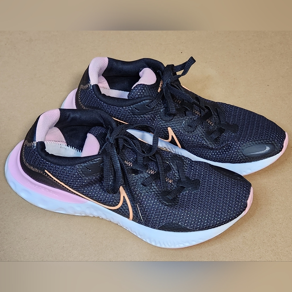 Women's Black and Pink Running Sneakers
